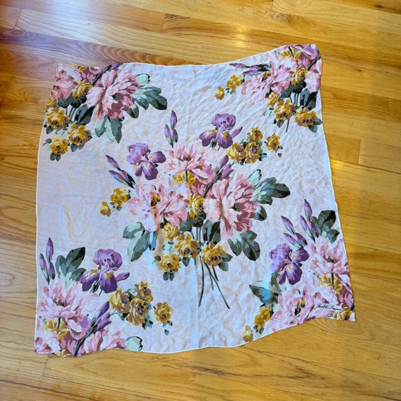 Ralph Lauren Accessories - Vintage Ralph Lauren 100% Silk Floral Flowers Bouquet Scarf 34" x 34" Square